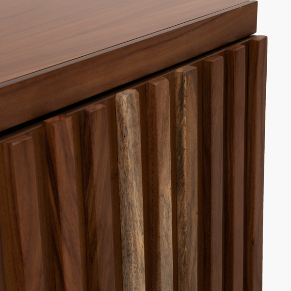 Cómoda Noruega Parota C - detalle