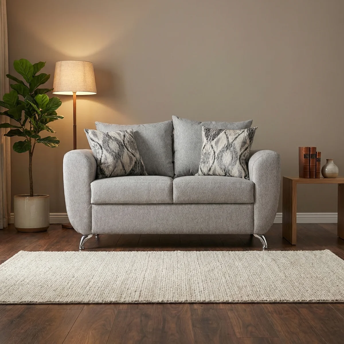 Love Seat Miller Plata - foto ambientada