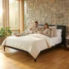 66328-Cama-Ryokan-Queen-Size-Piel-Vegana-ambientadauso-05 Cama Ryokan Queen Size Piel Vegana - ambientada en uso